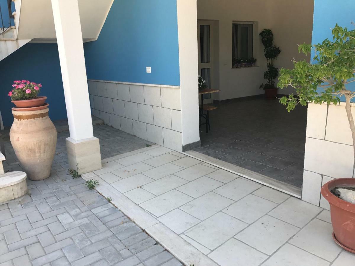 La Casa Blu Apartment Mirabella Imbaccari Exterior foto